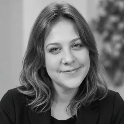 Portrait de Pauline, content strategist & cheffe de projets digitaux